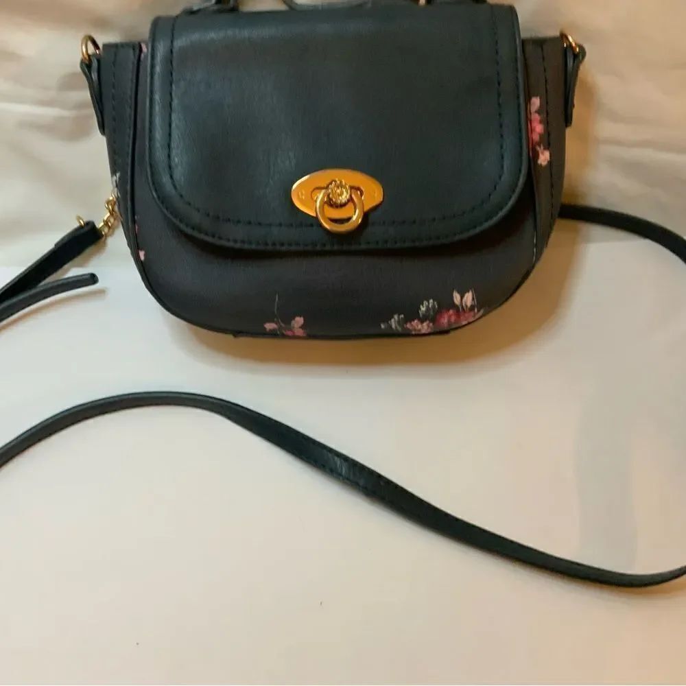 Lauren Conrad crossbody bag Navy Blue With Pink Flowers Gold Hardware